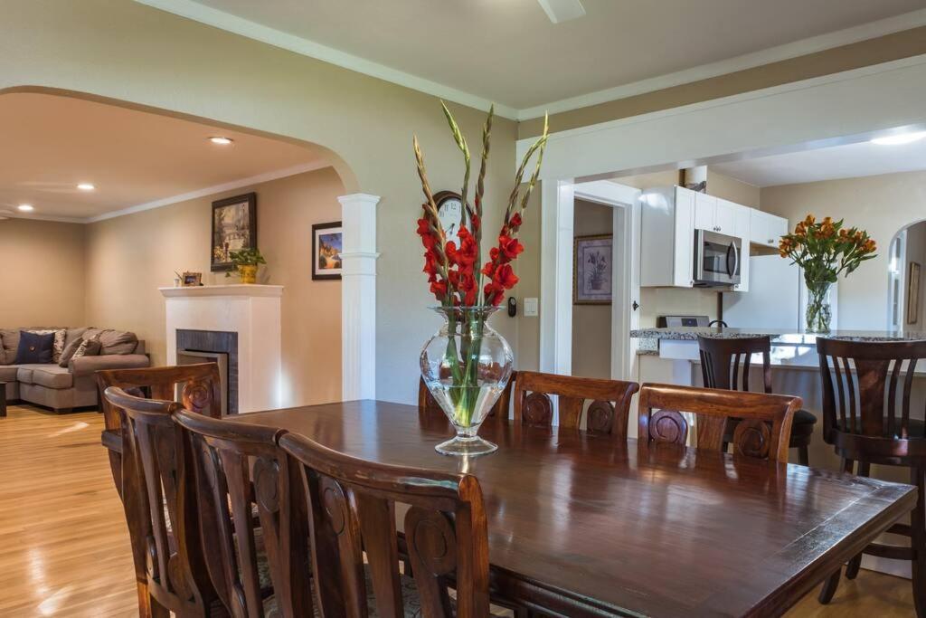 Lovely House Near Downtown, Home Away From Home! Chico Exterior foto